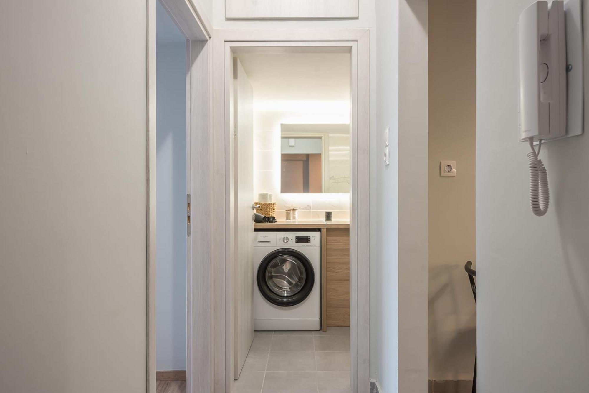Urban Escape Downtown Apartment Athens