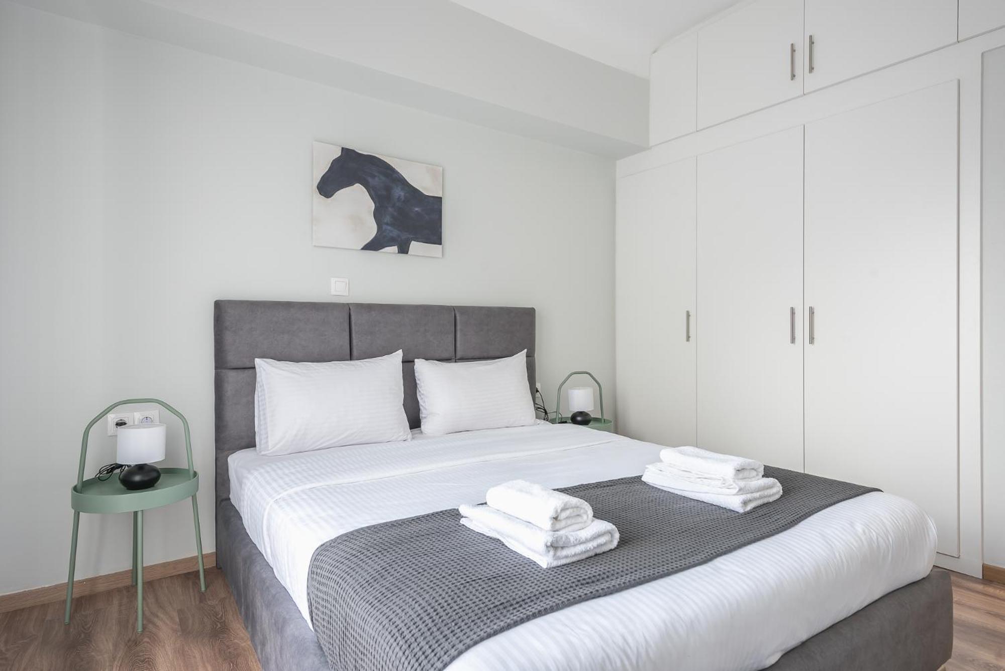 Urban Escape Downtown Apartment